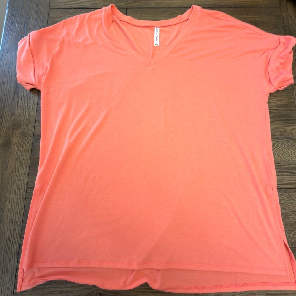 Zenana Premium Womens 2X Coral V-Neck Dolman Short Sleeve High-Low T-Shirt Tee